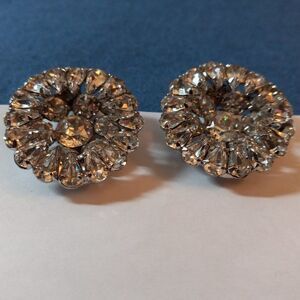 Vintage Circle of Tear Drop and Lg Round Rhinestone Inside Clip Earrings 